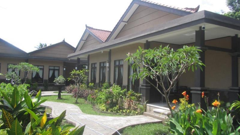 Doubleyou Homestay Pemuteran Buitenkant foto